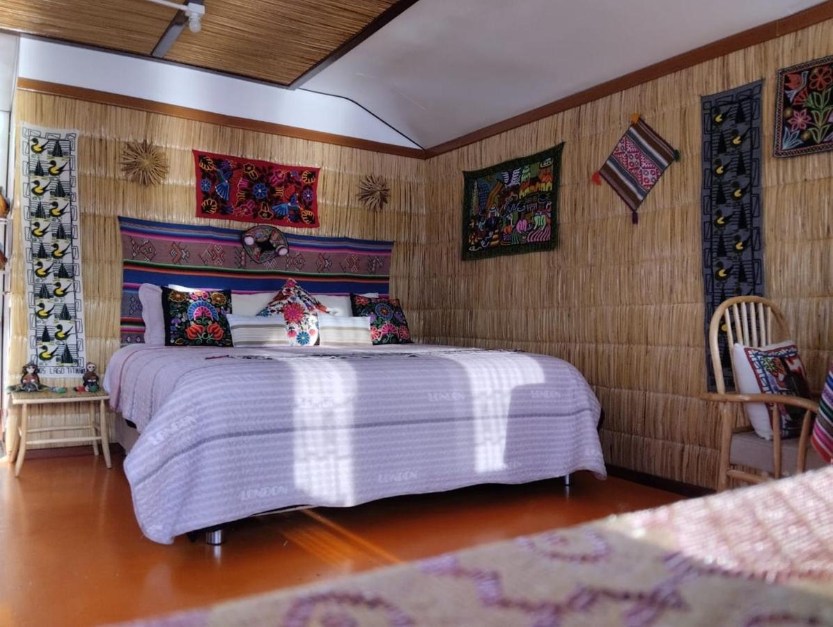 Uros Titikaka The Best Lodge Puno Bagian luar foto