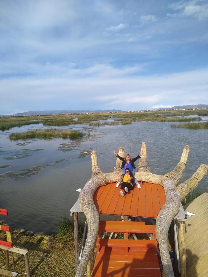 Uros Titikaka The Best Lodge Puno Bagian luar foto